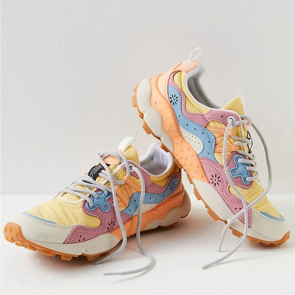 NWT Flower Mountain Novo Sneakers - Picture 2 of 14